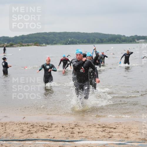 23.06.2024 - Viking Triathlon MichiJ http://msf.ph/oto/6343674 23.06.2024 10:32:09 Schwimmen 6, 20, 117, 231, 260, 302, 394, 426, 619 meine-sportfotos.de