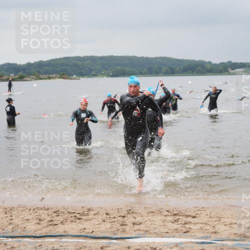 23.06.2024 - Viking Triathlon MichiJ http://msf.ph/oto/6343675 23.06.2024 10:32:10 Schwimmen 6, 20, 117, 231, 260, 302, 394, 426, 619 meine-sportfotos.de