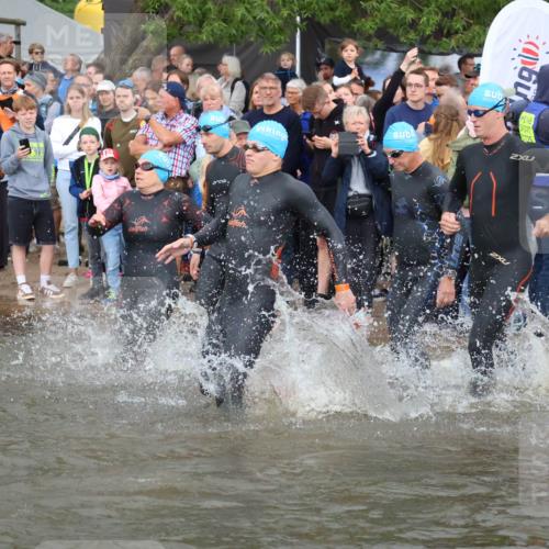 23.06.2024 - Viking Triathlon H.Heesch http://msf.ph/oto/6343691 23.06.2024 10:03:42 Schwimmen 36, 67, 167, 193, 230, 270, 303, 335, 352, 367, 424, 449, 466, 492, 531, 650 meine-sportfotos.de