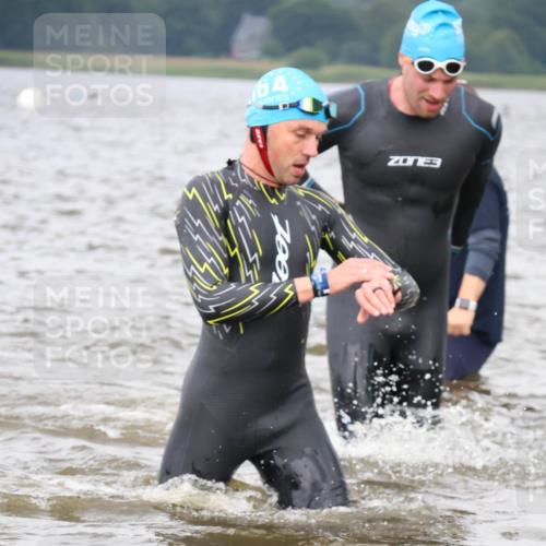 23.06.2024 - Viking Triathlon H.Heesch http://msf.ph/oto/6343693 23.06.2024 10:36:51 Schwimmen 137, 225, 317, 328, 491 meine-sportfotos.de