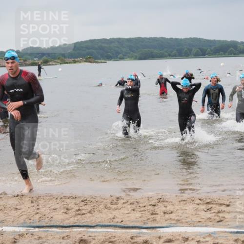 23.06.2024 - Viking Triathlon MichiJ http://msf.ph/oto/6343710 23.06.2024 10:32:17 Schwimmen 6, 117, 260, 292, 302, 394, 426, 628 meine-sportfotos.de