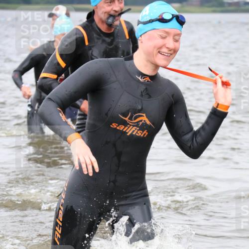 23.06.2024 - Viking Triathlon H.Heesch http://msf.ph/oto/6343713 23.06.2024 10:37:04 Schwimmen 61, 62, 110, 168, 283, 298 meine-sportfotos.de
