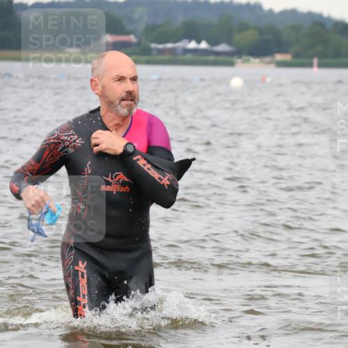 23.06.2024 - Viking Triathlon H.Heesch http://msf.ph/oto/6343731 23.06.2024 10:37:10 Schwimmen 43, 61, 110, 168, 256, 283, 298 meine-sportfotos.de