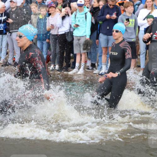 23.06.2024 - Viking Triathlon H.Heesch http://msf.ph/oto/6343732 23.06.2024 10:03:49 Schwimmen 67, 90, 133, 193, 250, 255, 303, 310, 335, 352, 383, 405, 424, 449, 469, 492, 531, 650 meine-sportfotos.de