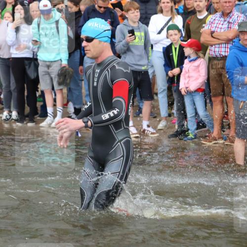 23.06.2024 - Viking Triathlon H.Heesch http://msf.ph/oto/6343743 23.06.2024 10:03:51 Schwimmen 90, 133, 134, 250, 255, 268, 303, 310, 382, 383, 405, 469, 492, 531, 535, 650 meine-sportfotos.de