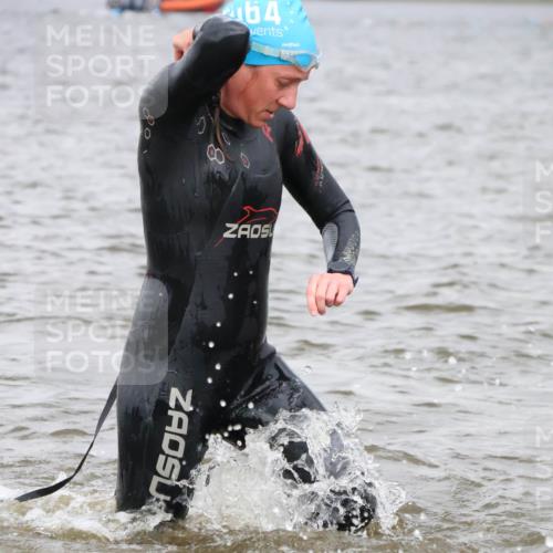 23.06.2024 - Viking Triathlon H.Heesch http://msf.ph/oto/6343744 23.06.2024 10:37:14 Schwimmen 43, 61, 110, 168, 256, 298, 416 meine-sportfotos.de