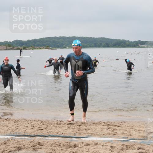 23.06.2024 - Viking Triathlon MichiJ http://msf.ph/oto/6343749 23.06.2024 10:32:24 Schwimmen 260, 292, 302, 316, 394, 485, 628, 663 meine-sportfotos.de