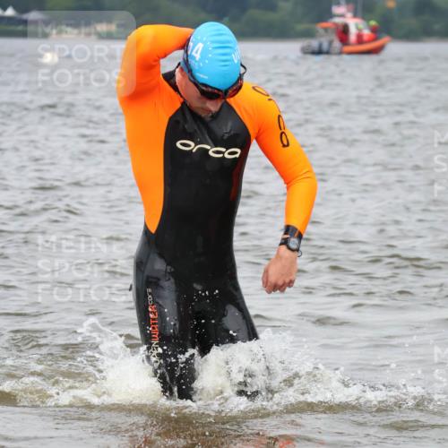 23.06.2024 - Viking Triathlon H.Heesch http://msf.ph/oto/6343751 23.06.2024 10:37:16 Schwimmen 43, 61, 110, 168, 256, 298, 416 meine-sportfotos.de
