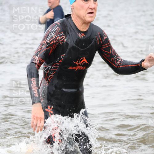 23.06.2024 - Viking Triathlon H.Heesch http://msf.ph/oto/6343754 23.06.2024 10:37:19 Schwimmen 43, 256, 304, 416, 492 meine-sportfotos.de
