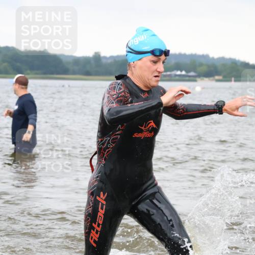23.06.2024 - Viking Triathlon H.Heesch http://msf.ph/oto/6343759 23.06.2024 10:37:20 Schwimmen 43, 256, 304, 369, 416, 492 meine-sportfotos.de