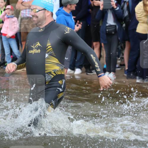 23.06.2024 - Viking Triathlon H.Heesch http://msf.ph/oto/6343769 23.06.2024 10:03:54 Schwimmen 90, 115, 133, 134, 250, 255, 268, 303, 310, 382, 383, 405, 469, 474, 492, 531, 535, 650 meine-sportfotos.de