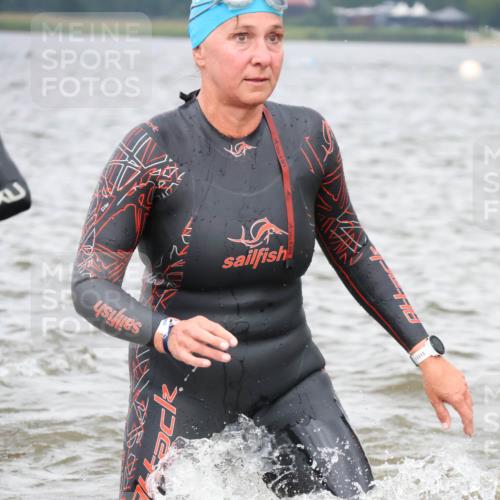 23.06.2024 - Viking Triathlon H.Heesch http://msf.ph/oto/6343772 23.06.2024 10:37:25 Schwimmen 304, 349, 360, 369, 416, 492 meine-sportfotos.de