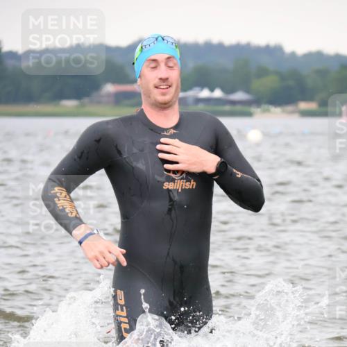 23.06.2024 - Viking Triathlon H.Heesch http://msf.ph/oto/6343784 23.06.2024 10:37:33 Schwimmen 349, 360, 369, 421, 462 meine-sportfotos.de
