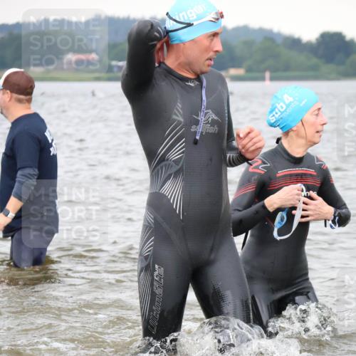 23.06.2024 - Viking Triathlon H.Heesch http://msf.ph/oto/6343802 23.06.2024 10:37:51 Schwimmen 116, 151, 238 meine-sportfotos.de
