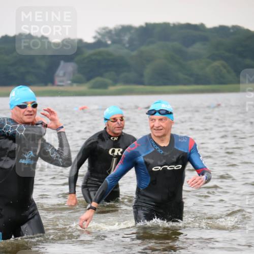 23.06.2024 - Viking Triathlon H.Heesch http://msf.ph/oto/6343808 23.06.2024 10:37:54 Schwimmen 69, 116, 151, 238 meine-sportfotos.de