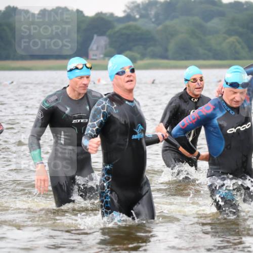 23.06.2024 - Viking Triathlon H.Heesch http://msf.ph/oto/6343812 23.06.2024 10:37:55 Schwimmen 69, 116, 151, 238 meine-sportfotos.de