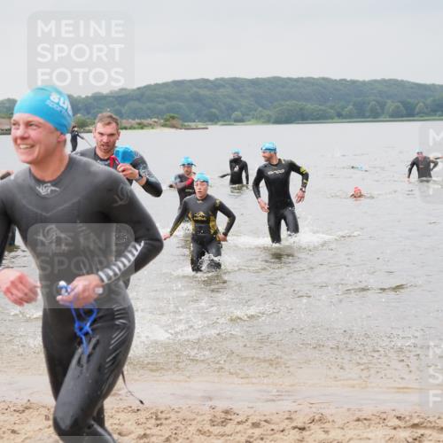 23.06.2024 - Viking Triathlon MichiJ http://msf.ph/oto/6343816 23.06.2024 10:32:36 Schwimmen 198, 316, 336, 408, 485, 551 meine-sportfotos.de