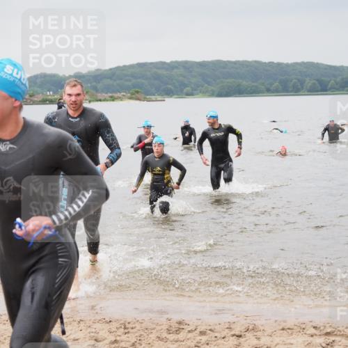 23.06.2024 - Viking Triathlon MichiJ http://msf.ph/oto/6343818 23.06.2024 10:32:37 Schwimmen 198, 316, 336, 408, 485, 551 meine-sportfotos.de