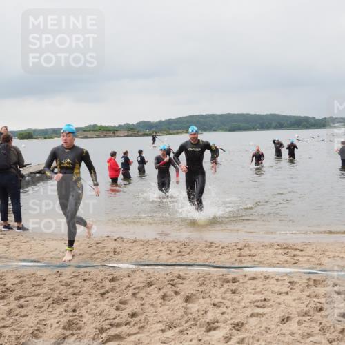 23.06.2024 - Viking Triathlon MichiJ http://msf.ph/oto/6343843 23.06.2024 10:32:41 Schwimmen 198, 408, 551, 654 meine-sportfotos.de