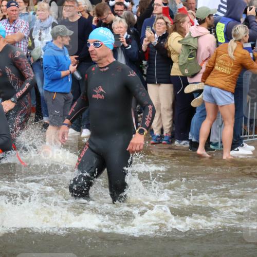 23.06.2024 - Viking Triathlon H.Heesch http://msf.ph/oto/6343852 23.06.2024 10:04:09 Schwimmen 27, 35, 38, 65, 152, 161, 171, 220, 294, 332, 344, 347, 419, 445, 455, 603, 614 meine-sportfotos.de