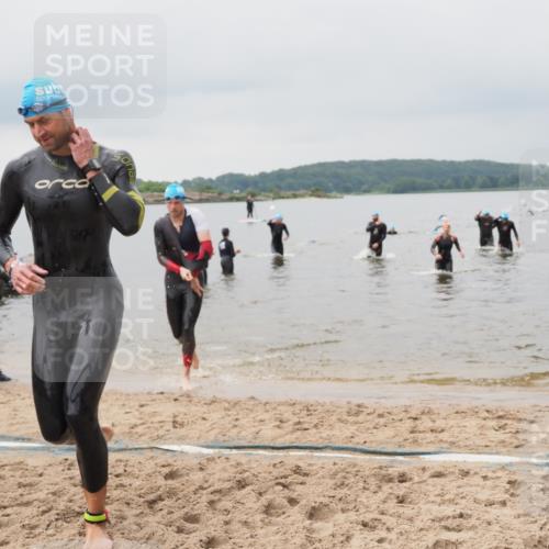 23.06.2024 - Viking Triathlon MichiJ http://msf.ph/oto/6343860 23.06.2024 10:32:44 Schwimmen 5, 164, 198, 261, 408, 551, 654 meine-sportfotos.de
