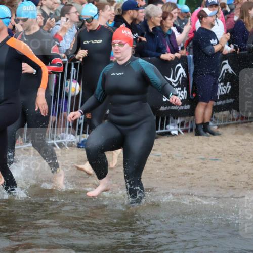 23.06.2024 - Viking Triathlon H.Heesch http://msf.ph/oto/6343861 23.06.2024 10:04:11 Schwimmen 38, 65, 152, 220, 294, 332, 347, 419, 445, 455, 603, 614 meine-sportfotos.de