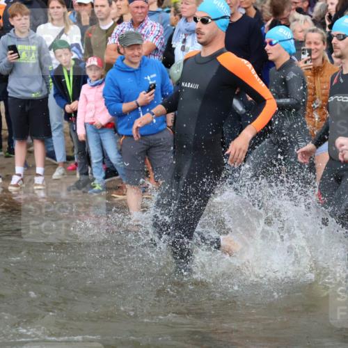23.06.2024 - Viking Triathlon H.Heesch http://msf.ph/oto/6343867 23.06.2024 10:04:12 Schwimmen 38, 65, 152, 174, 220, 251, 294, 332, 347, 419, 445, 455, 603, 614, 639 meine-sportfotos.de