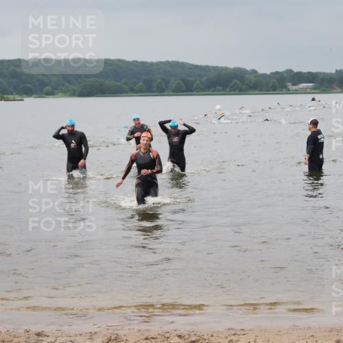 23.06.2024 - Viking Triathlon MichiJ http://msf.ph/oto/6343871 23.06.2024 10:32:46 Schwimmen 5, 164, 261, 551, 654 meine-sportfotos.de