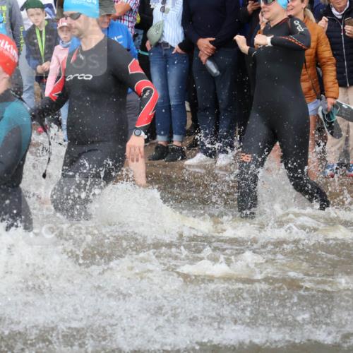 23.06.2024 - Viking Triathlon H.Heesch http://msf.ph/oto/6343873 23.06.2024 10:04:13 Schwimmen 38, 65, 98, 146, 152, 174, 175, 220, 251, 294, 332, 347, 419, 445, 455, 603, 614, 639 meine-sportfotos.de