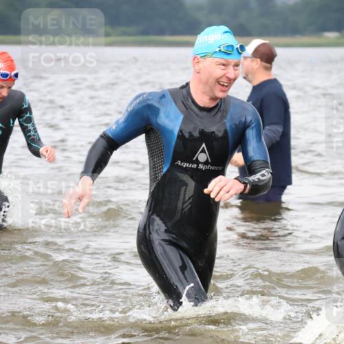 23.06.2024 - Viking Triathlon H.Heesch http://msf.ph/oto/6343881 23.06.2024 10:38:19 Schwimmen 175, 182, 185, 266, 310, 322, 368, 412, 474, 642 meine-sportfotos.de