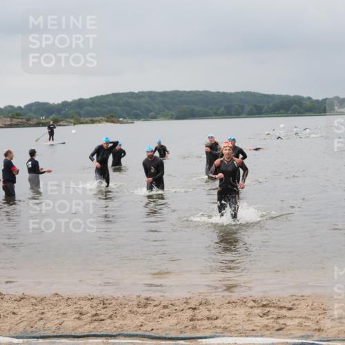 23.06.2024 - Viking Triathlon MichiJ http://msf.ph/oto/6343886 23.06.2024 10:32:48 Schwimmen 5, 97, 164, 261, 654 meine-sportfotos.de