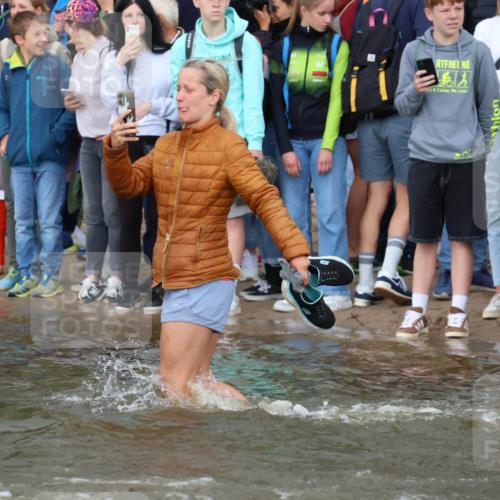 23.06.2024 - Viking Triathlon H.Heesch http://msf.ph/oto/6343899 23.06.2024 10:04:16 Schwimmen 98, 146, 152, 174, 175, 251, 332, 347, 419, 455, 603, 639 meine-sportfotos.de