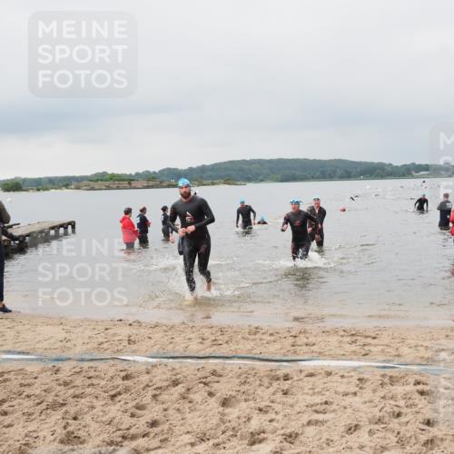 23.06.2024 - Viking Triathlon MichiJ http://msf.ph/oto/6343913 23.06.2024 10:32:53 Schwimmen 5, 97, 99, 164, 261, 654 meine-sportfotos.de