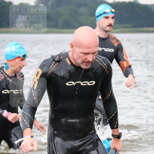 23.06.2024 - Viking Triathlon H.Heesch http://msf.ph/oto/6343924 23.06.2024 10:38:33 Schwimmen 98, 134, 237, 255, 303, 382, 402, 614 meine-sportfotos.de