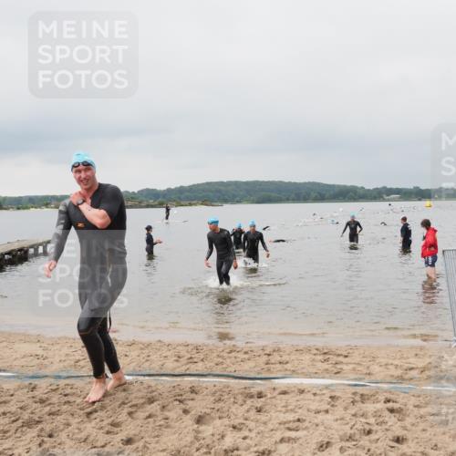23.06.2024 - Viking Triathlon MichiJ http://msf.ph/oto/6343942 23.06.2024 10:33:02 Schwimmen 97, 99, 125, 203 meine-sportfotos.de