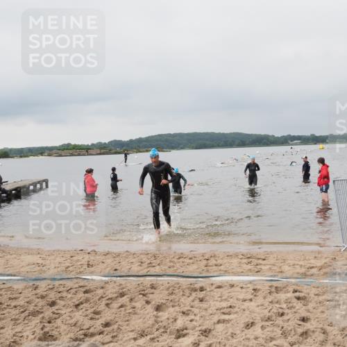 23.06.2024 - Viking Triathlon MichiJ http://msf.ph/oto/6343949 23.06.2024 10:33:07 Schwimmen 13, 99, 125, 203 meine-sportfotos.de