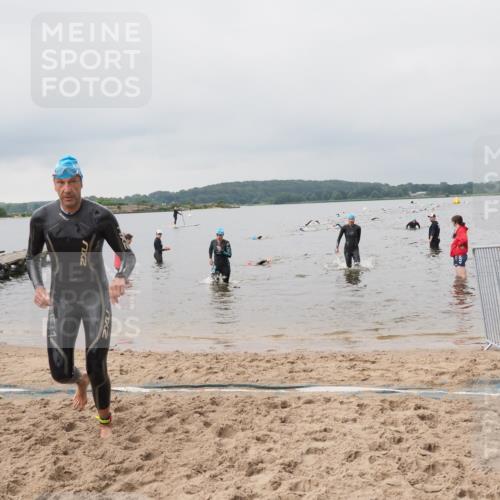 23.06.2024 - Viking Triathlon MichiJ http://msf.ph/oto/6343955 23.06.2024 10:33:09 Schwimmen 13, 125, 203, 626 meine-sportfotos.de