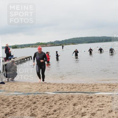 23.06.2024 - Viking Triathlon MichiJ http://msf.ph/oto/6343983 23.06.2024 10:33:20 Schwimmen 183, 626 meine-sportfotos.de