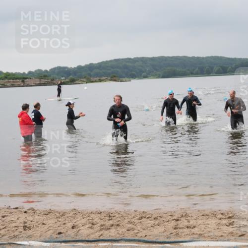 23.06.2024 - Viking Triathlon MichiJ http://msf.ph/oto/6343985 23.06.2024 10:33:26 Schwimmen 118, 183, 245, 259 meine-sportfotos.de