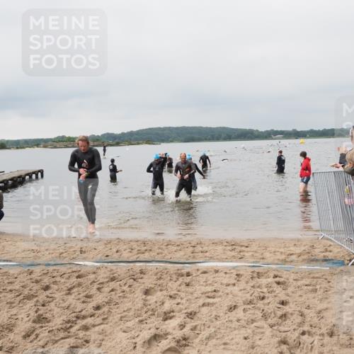 23.06.2024 - Viking Triathlon MichiJ http://msf.ph/oto/6343993 23.06.2024 10:33:31 Schwimmen 118, 183, 245, 259, 604 meine-sportfotos.de