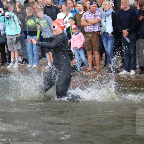 23.06.2024 - Viking Triathlon H.Heesch http://msf.ph/oto/6343995 23.06.2024 10:04:22 Schwimmen 82, 91, 98, 102, 137, 146, 174, 175, 210, 251, 321, 467, 495, 506, 606, 636, 639, 642 meine-sportfotos.de