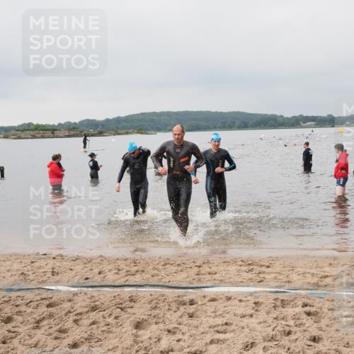 23.06.2024 - Viking Triathlon MichiJ http://msf.ph/oto/6344005 23.06.2024 10:33:34 Schwimmen 118, 183, 215, 245, 259, 604 meine-sportfotos.de