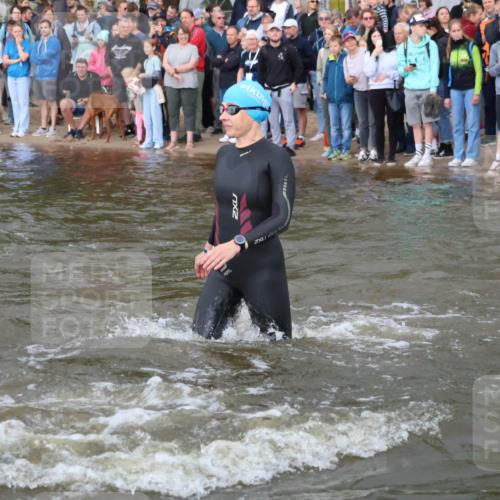 23.06.2024 - Viking Triathlon H.Heesch http://msf.ph/oto/6344030 23.06.2024 10:04:31 Schwimmen 82, 102, 110, 132, 162, 365, 436, 467, 495, 636, 642, 646 meine-sportfotos.de