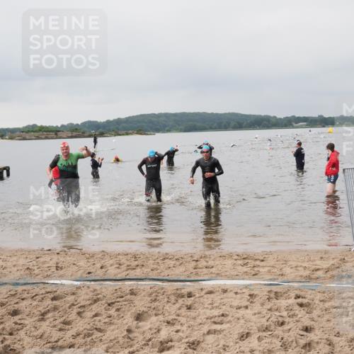 23.06.2024 - Viking Triathlon MichiJ http://msf.ph/oto/6344035 23.06.2024 10:33:42 Schwimmen 215, 224, 604 meine-sportfotos.de