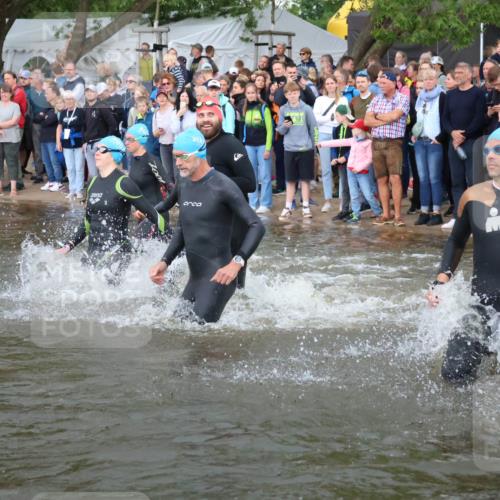 23.06.2024 - Viking Triathlon H.Heesch http://msf.ph/oto/6344036 23.06.2024 10:04:34 Schwimmen 54, 78, 102, 110, 132, 162, 180, 365, 436, 443, 461, 467, 636, 645, 646 meine-sportfotos.de