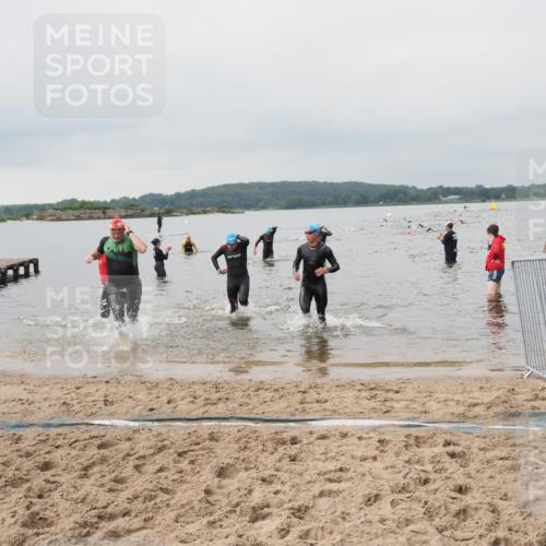23.06.2024 - Viking Triathlon MichiJ http://msf.ph/oto/6344037 23.06.2024 10:33:43 Schwimmen 215, 224, 604 meine-sportfotos.de