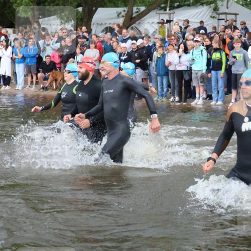23.06.2024 - Viking Triathlon H.Heesch http://msf.ph/oto/6344040 23.06.2024 10:04:34 Schwimmen 54, 78, 102, 110, 132, 162, 180, 365, 436, 443, 461, 467, 636, 645, 646 meine-sportfotos.de
