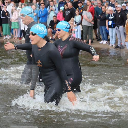 23.06.2024 - Viking Triathlon H.Heesch http://msf.ph/oto/6344103 23.06.2024 10:04:49 Schwimmen 64, 135, 140, 148, 196, 205, 206, 262, 309, 322, 343, 351, 420, 435, 442, 543, 641, 649 meine-sportfotos.de