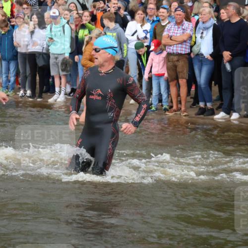 23.06.2024 - Viking Triathlon H.Heesch http://msf.ph/oto/6344125 23.06.2024 10:04:54 Schwimmen 64, 77, 135, 140, 205, 206, 262, 343, 351, 420, 435, 437, 475, 537, 622, 632, 641, 649 meine-sportfotos.de