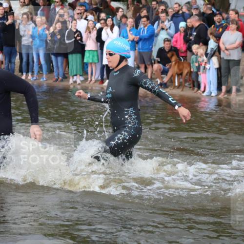 23.06.2024 - Viking Triathlon H.Heesch http://msf.ph/oto/6344127 23.06.2024 10:04:55 Schwimmen 64, 77, 135, 205, 262, 420, 437, 475, 537, 622, 632, 641 meine-sportfotos.de